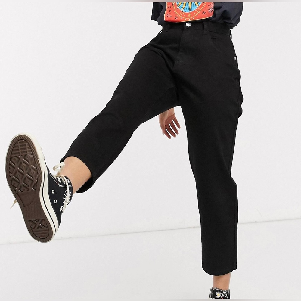 BLACK MOM JEAN